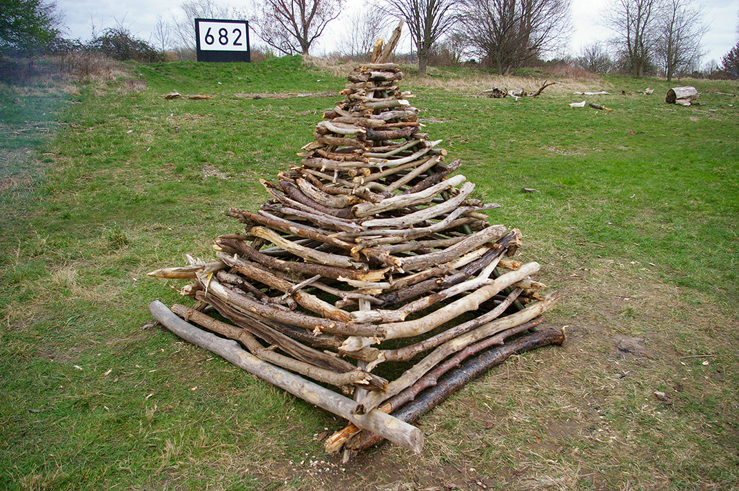 Pyramide 682